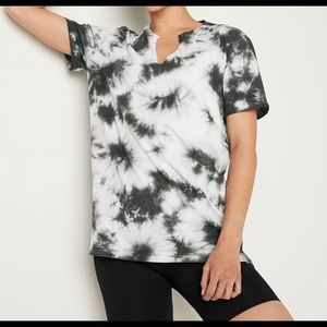 PINK campus short sleece notch tee